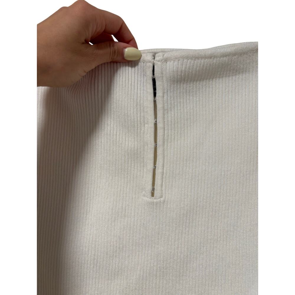 Forever 21 Women’s White Ribbed Off Shoulder Long Sleeve Knit Top Size Large - Picture 4 of 6